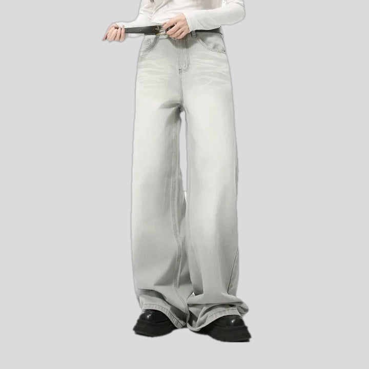 Light crease midweight men's jeans